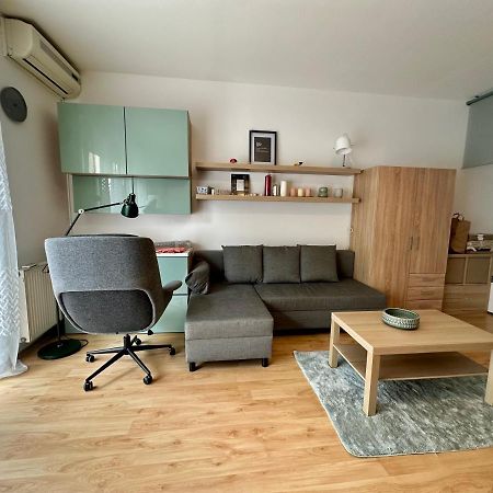 S3 Residences Ilka Studio Serviced Cozy Appartment Budapest Exteriör bild