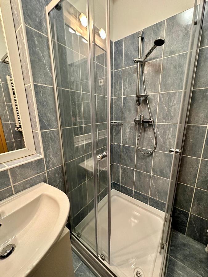 S3 Residences Ilka Studio Serviced Cozy Appartment Budapest Exteriör bild